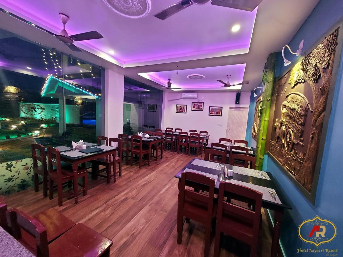 Hotel Aayes And Resort Shānti Niketan Екстериор снимка