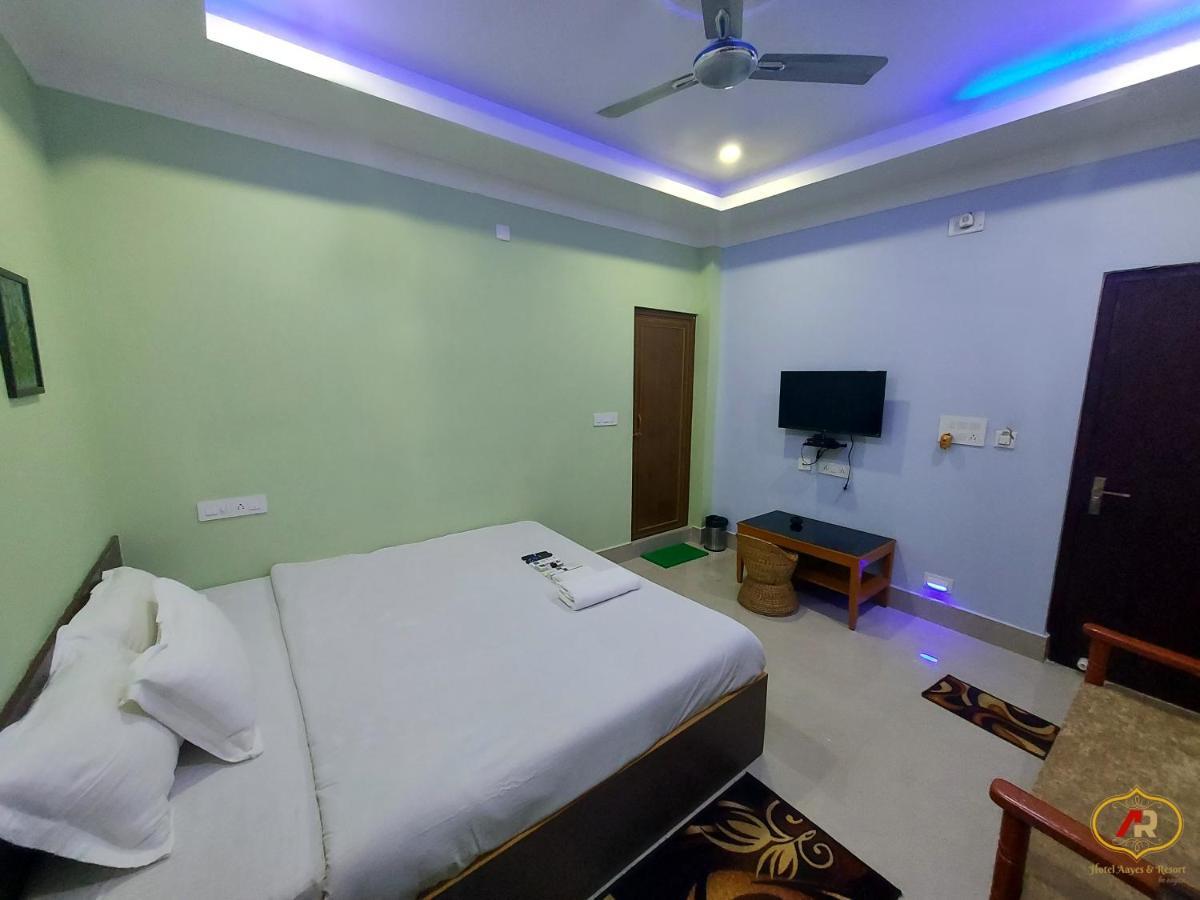 Hotel Aayes And Resort Shānti Niketan Екстериор снимка
