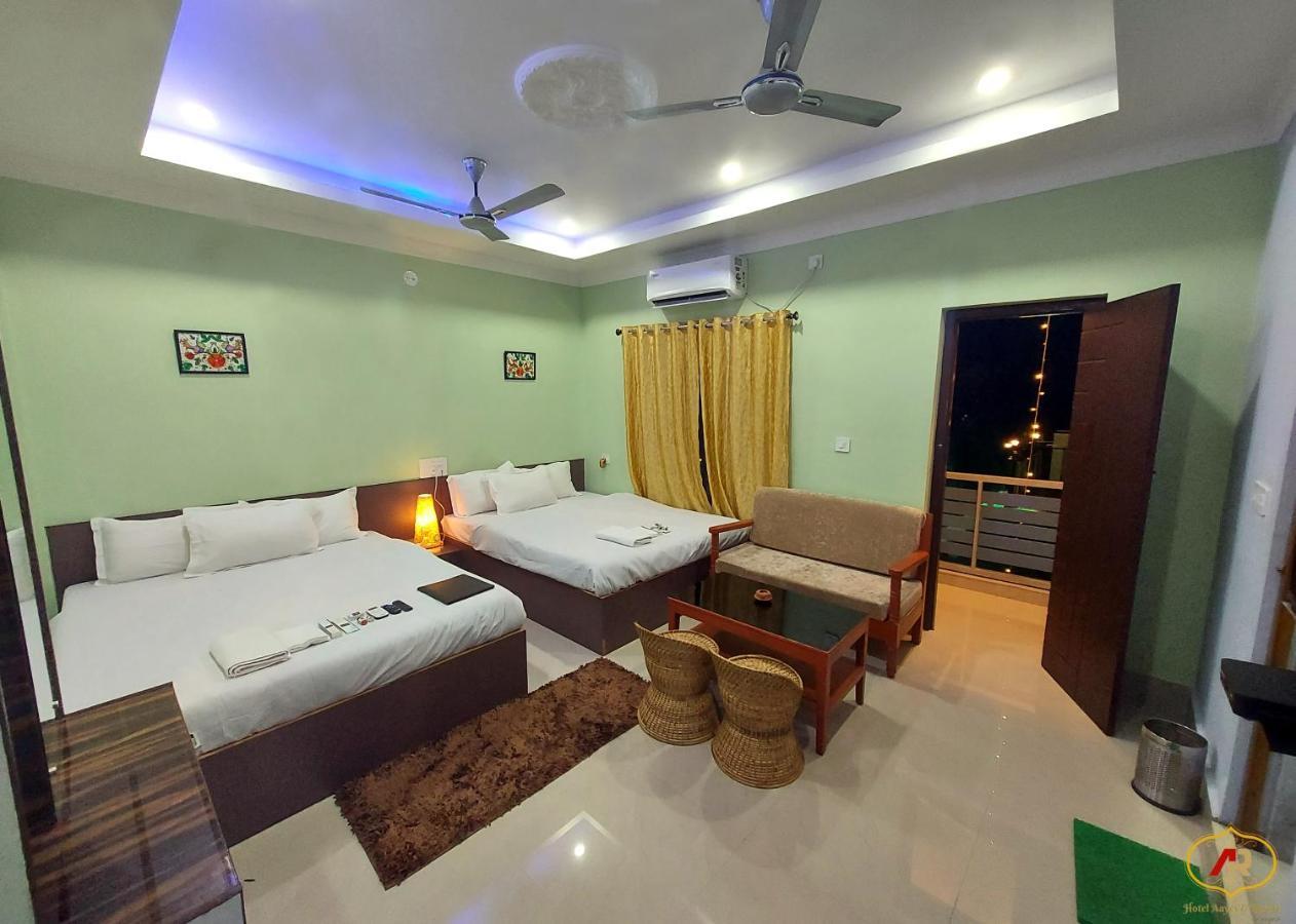 Hotel Aayes And Resort Shānti Niketan Екстериор снимка