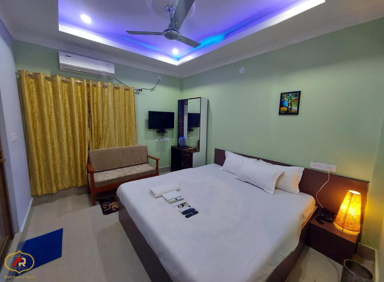 Hotel Aayes And Resort Shānti Niketan Екстериор снимка